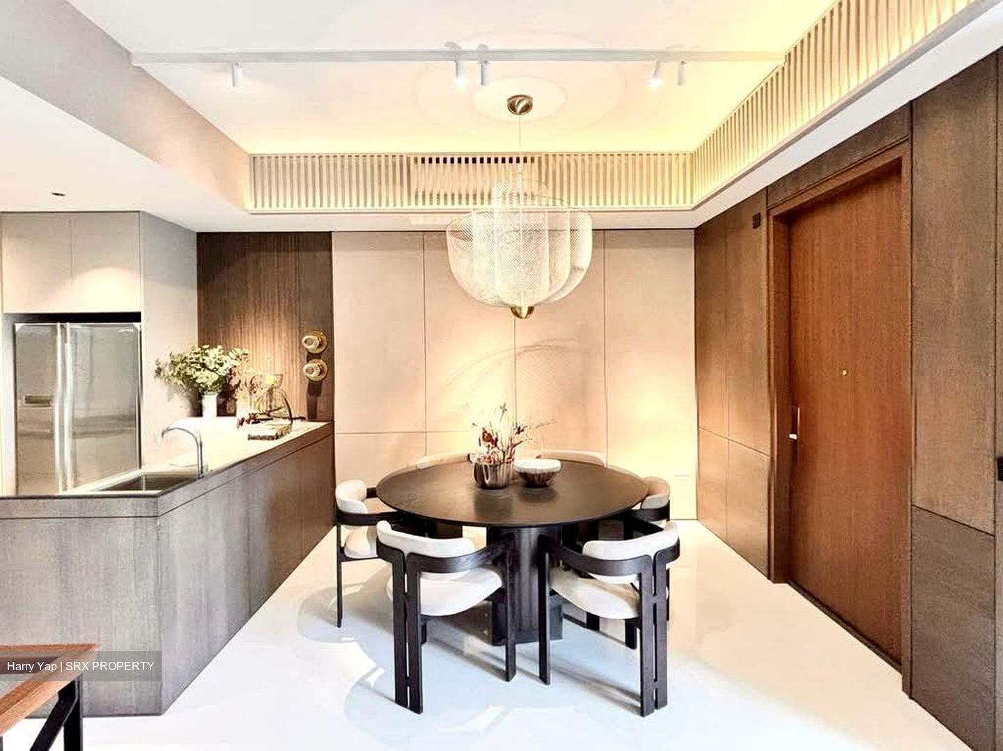 Holland Grove Road (D10), Terrace #556109411